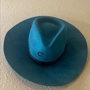 Elegant Blue Women's Charlie 1 Horse Wool Hat